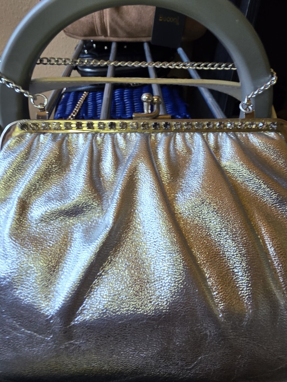 Vintage Vibe Metallic Silver Pleated Evening Clutch Handbag
